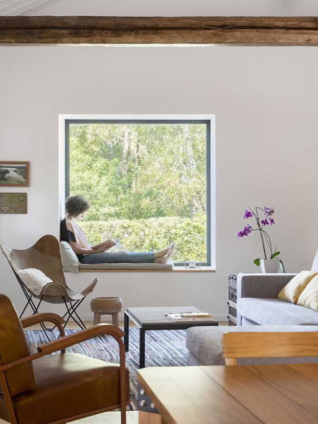 Une vieille grange est transformée en deux maisons d'hôtes. Histoire et contemporanéité en harmonie