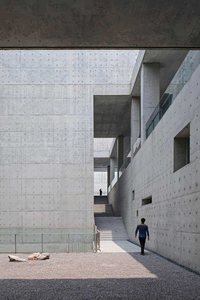 cultural center structure cement courtyard geometry