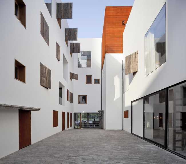 Boutique hotel in Shanghai courtyard