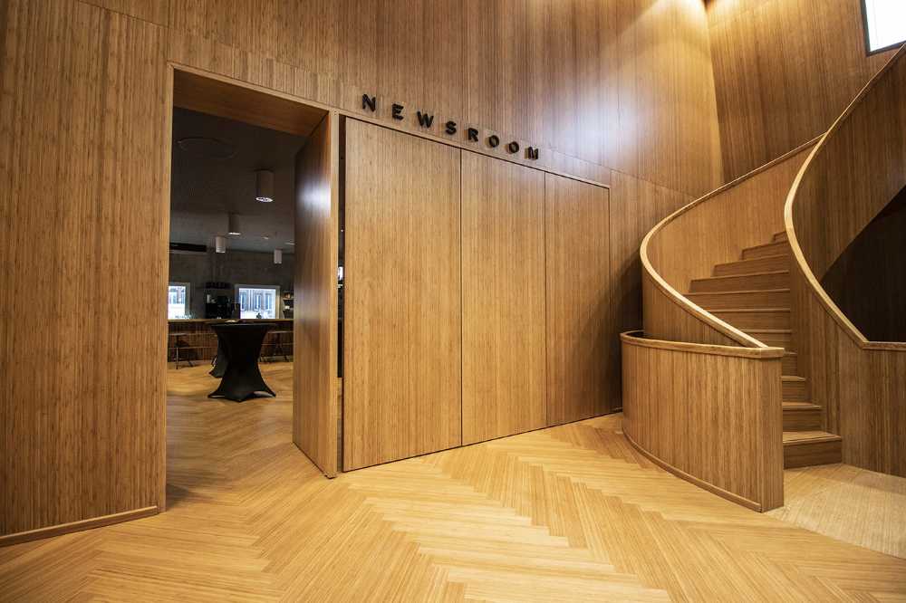Groninger Forum atrio con rivestimento bamboo