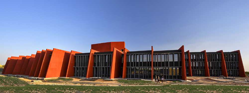 india school trapezoidal volumes