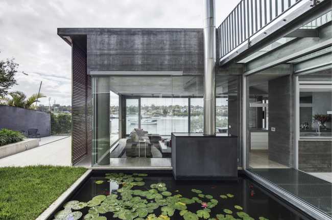 Link House, l'architecture est l'interpénétration entre les espaces intérieurs et extérieurs.