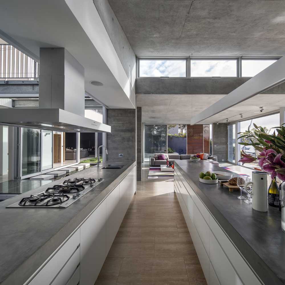 Link House, l'architecture est l'interpénétration entre les espaces intérieurs et extérieurs.