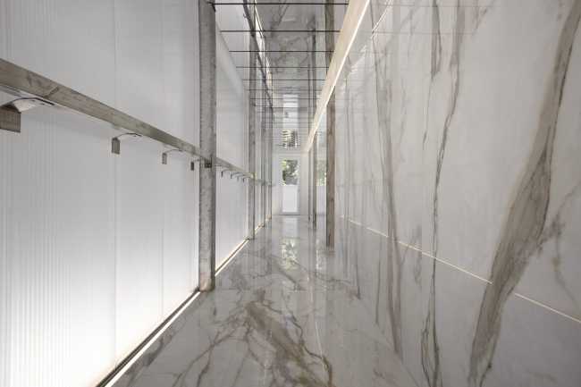 MarePinetaResort in Milano Marittima with Friandre's slabs
