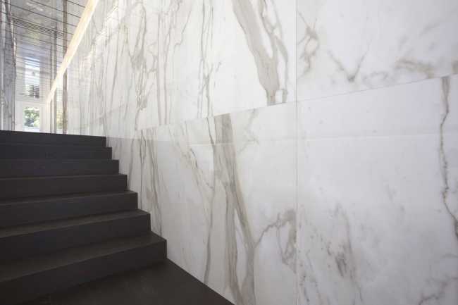 MarePinetaResort in Milano Marittima with Friandre's slabs