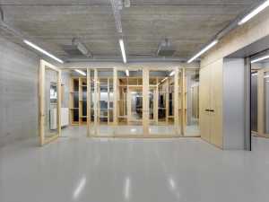 Interior de hormigón y madera