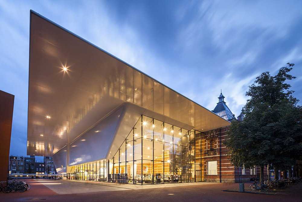 New white volume of a museum