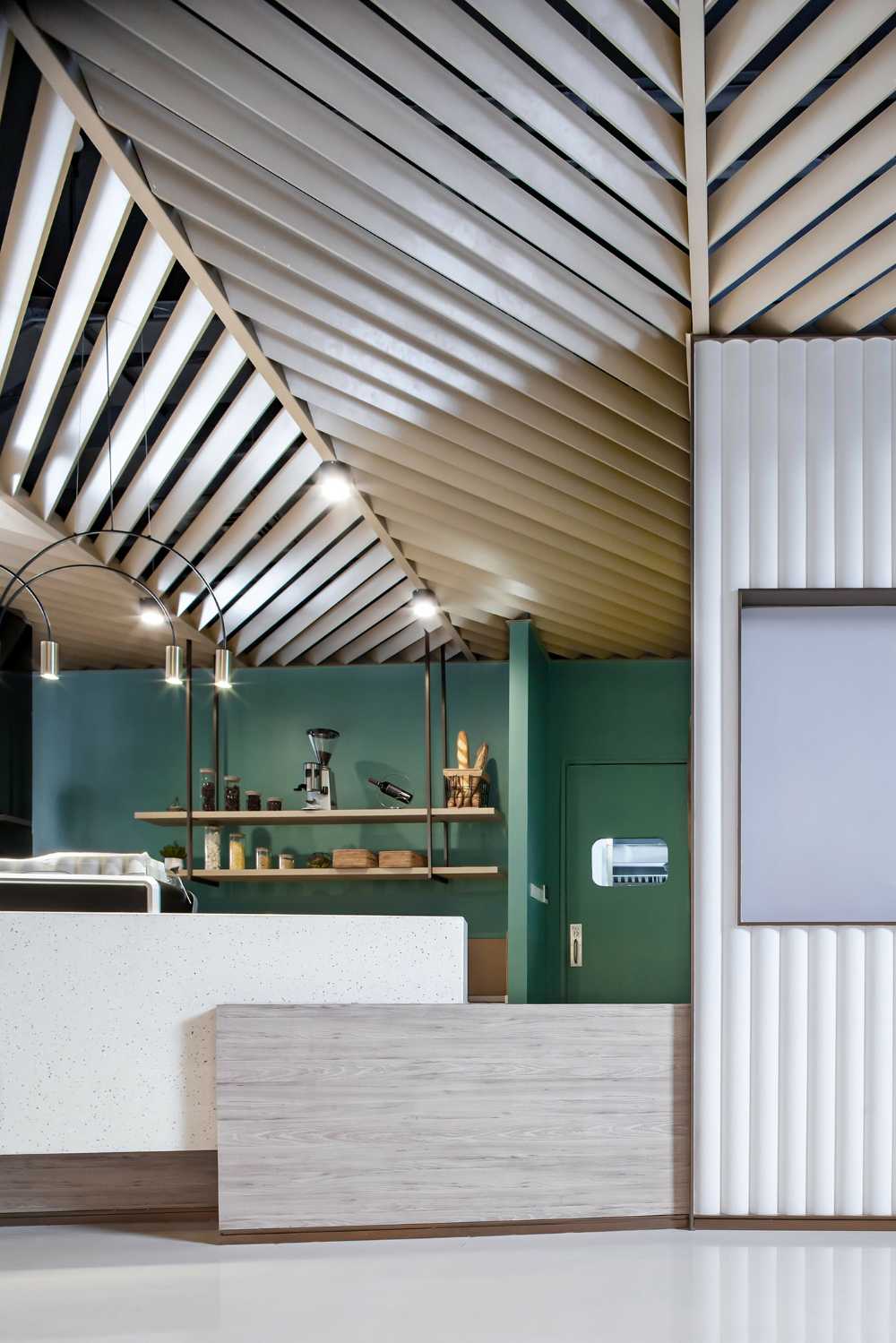 Yanlord Clubhouse, an interior design project that promotes networking.