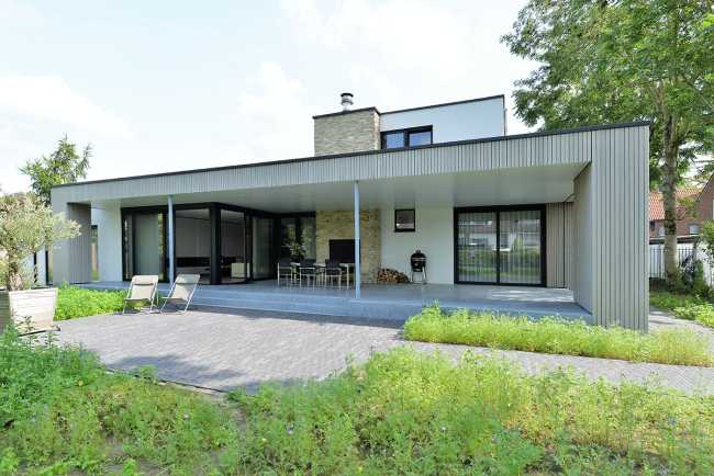 Facciiata minimalista