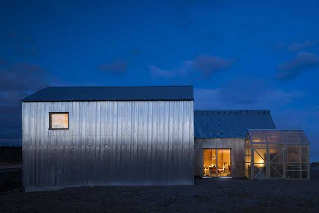 Abitazione rivestita in alluminio ondulato