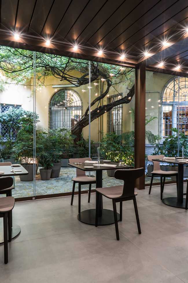 Identità golose di Milano con rivestimenti FMG