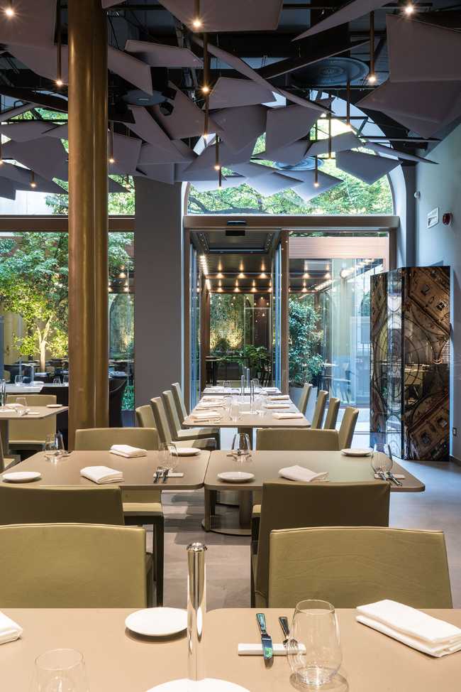 Identità golose di Milano con rivestimenti FMG