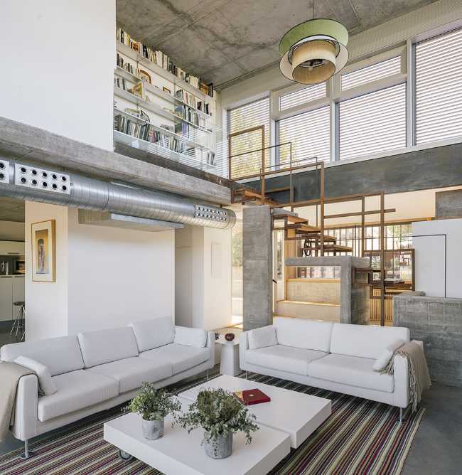 2 Pieces, the prefabricated modular house in wood and corten steel