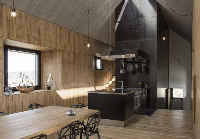 Ripensando la vita rurale: 'Chimney House' in Slovenia