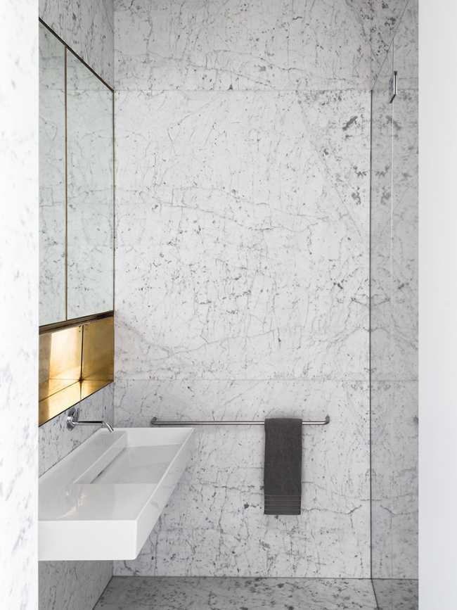 Rénovation d'une maison de ville victorienne de style italien. Raviver le charme historique