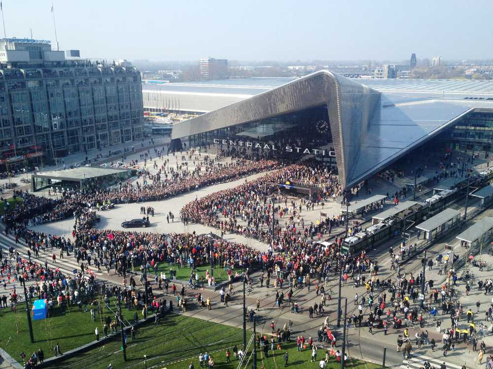 Rotterdam station external square