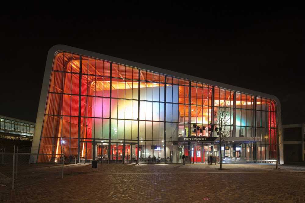 Rotterdam station external square
