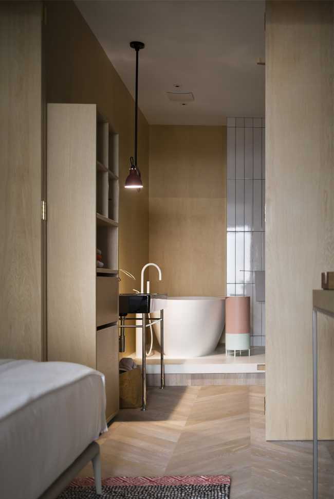 freestanding bathtub bedroom