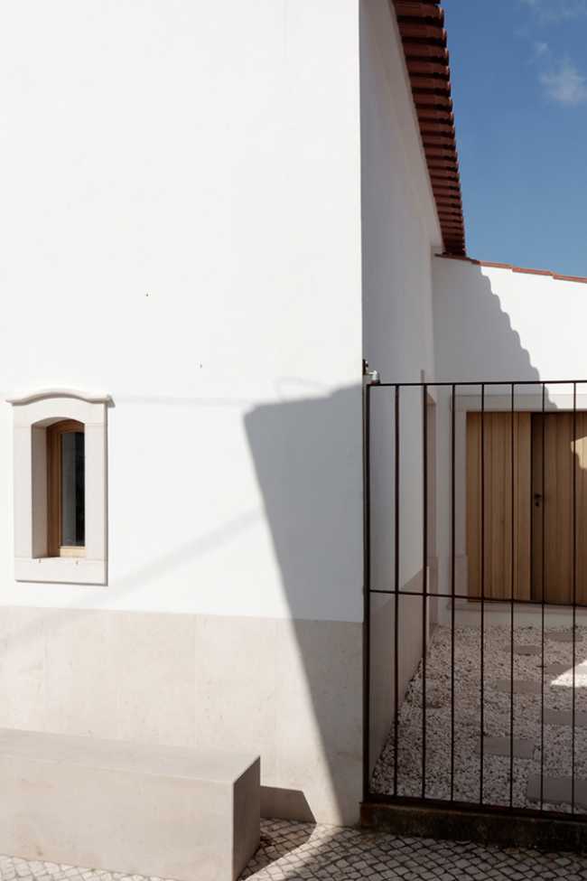 Side gate of the chapel