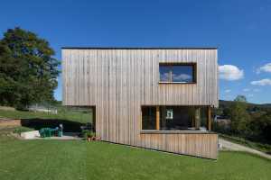 Vivienda de madera de diseño compacto