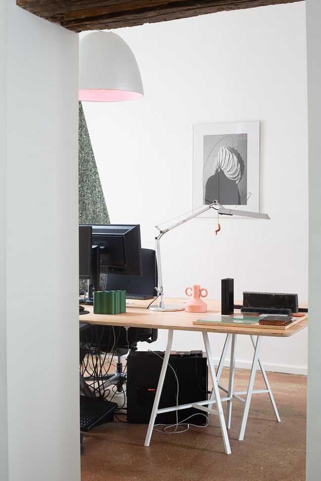 Desks with computer