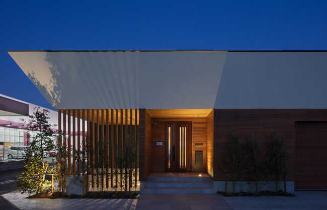 Abitazione in pietra e cedro rosso