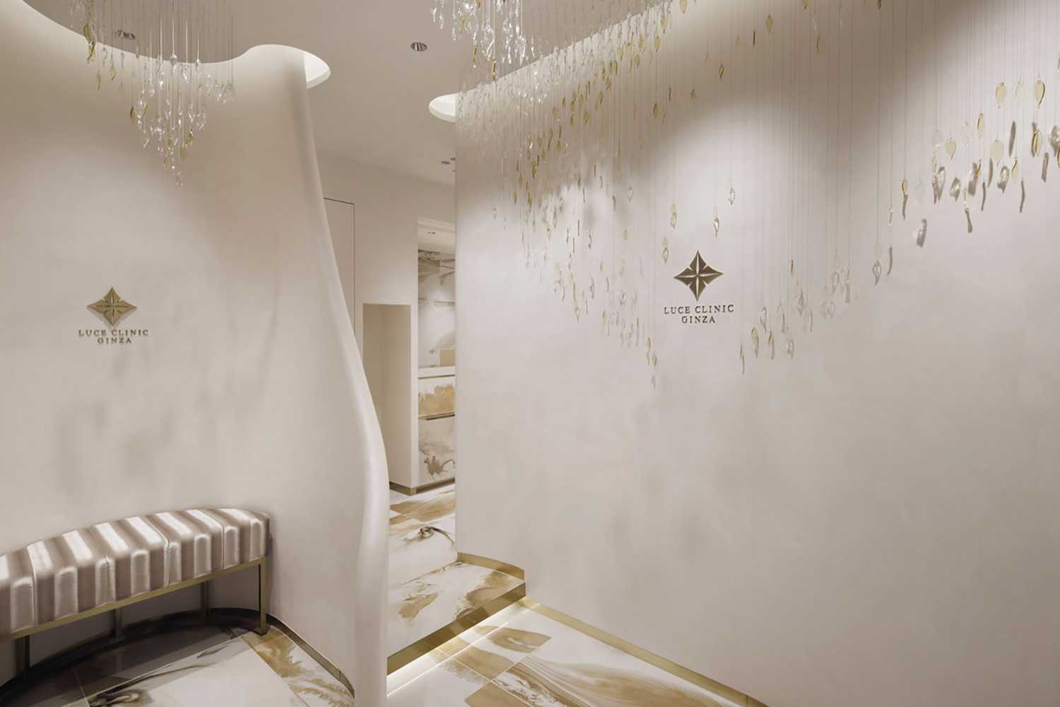 Aesthetic clinic in Ginza with ICG slabs