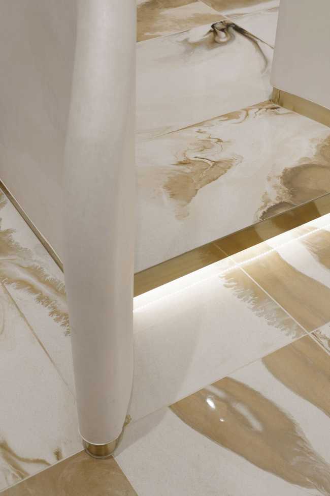 Clinica estetiva a Ginza con rivestimenti Iris Ceramica