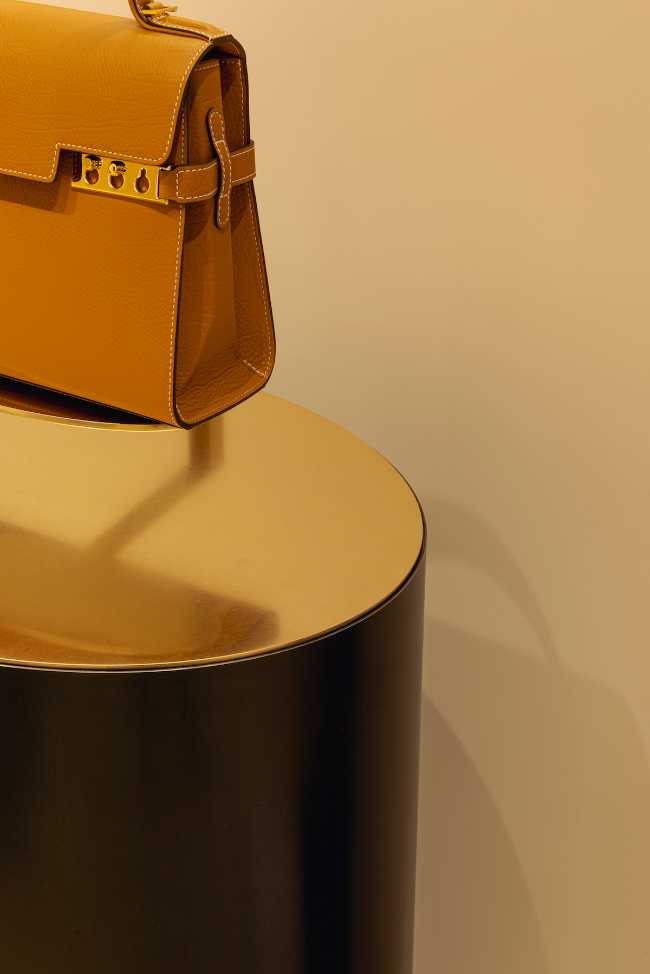 Delavaux bags display detail