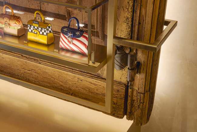 Delavaux bags display detail