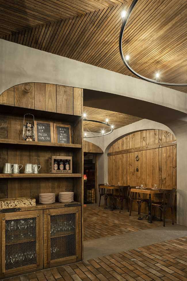 Design of a restaurant with a strong character