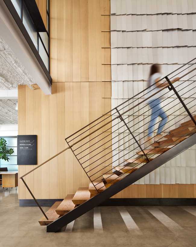 Bureau de design au Texas. Espaces d'exposition et espaces ouverts