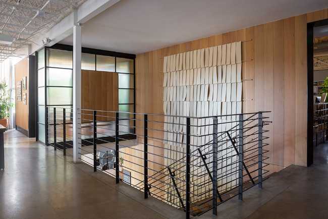 Bureau de design au Texas. Espaces d'exposition et espaces ouverts