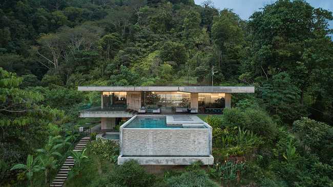Art Villas balance between wild jungle and luxury in Costa Rica.