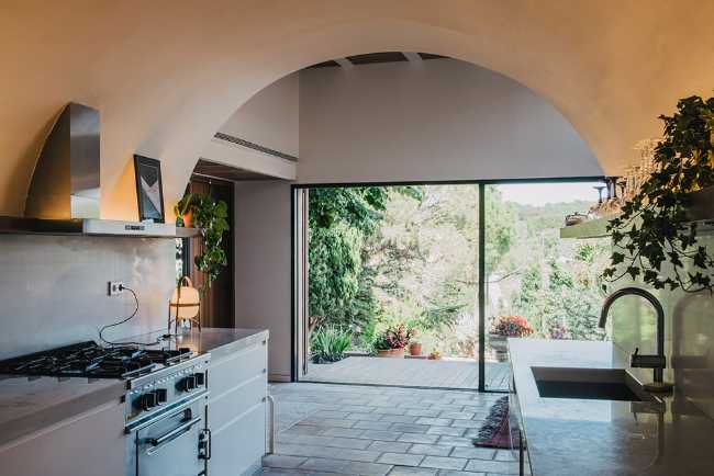 Can Blasco-Nicolau, the large summer residence transforms