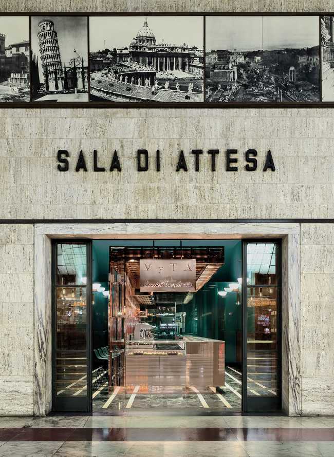 Vyta Santa Margherita in Florence. Luxury bakery inside Santa Maria Novella station