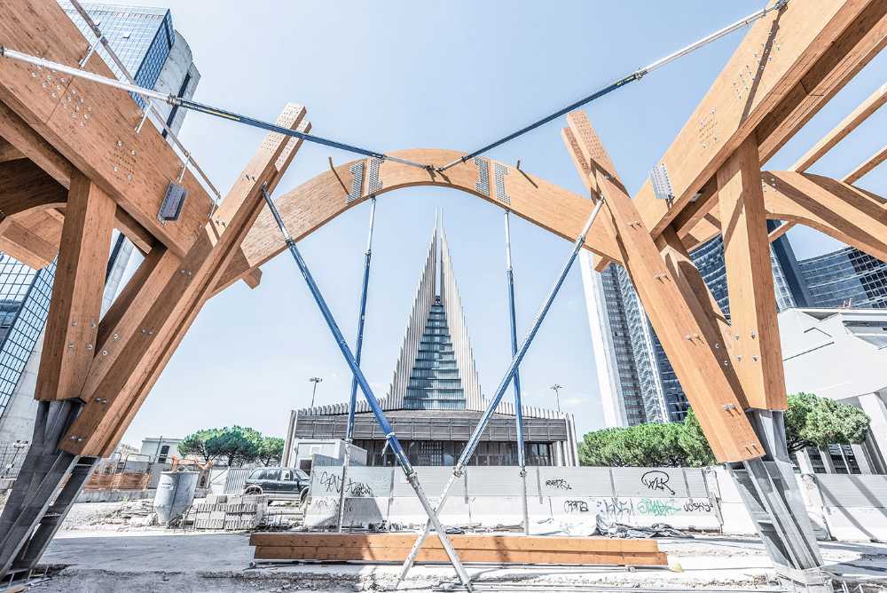 La gare centrale de métro de Naples. Entre art, architecture et archéologie