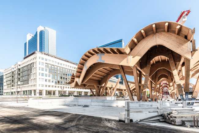 La gare centrale de métro de Naples. Entre art, architecture et archéologie