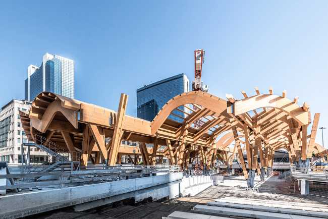 La gare centrale de métro de Naples. Entre art, architecture et archéologie