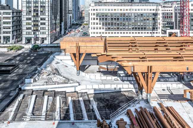 La gare centrale de métro de Naples. Entre art, architecture et archéologie