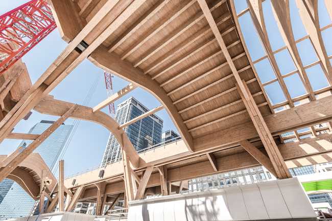 La gare centrale de métro de Naples. Entre art, architecture et archéologie