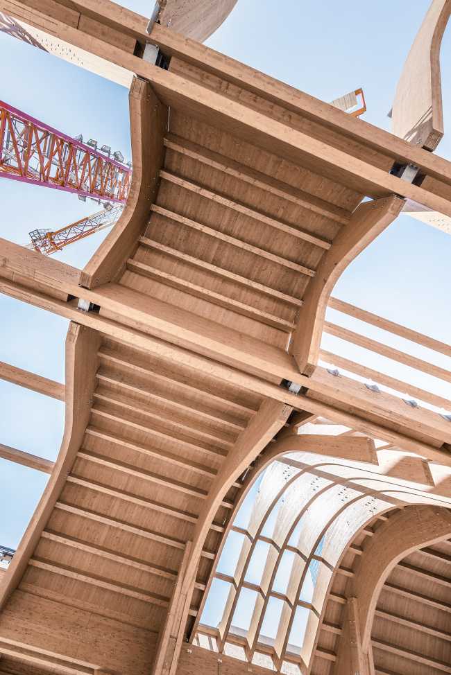 La gare centrale de métro de Naples. Entre art, architecture et archéologie