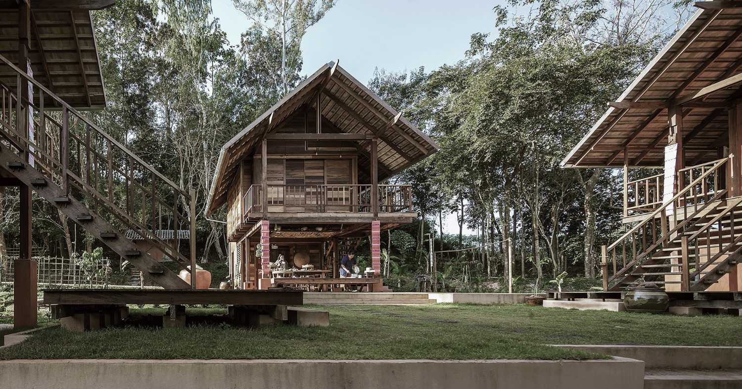 Receptive spaces in a Thai district. Updated vernacular architecture