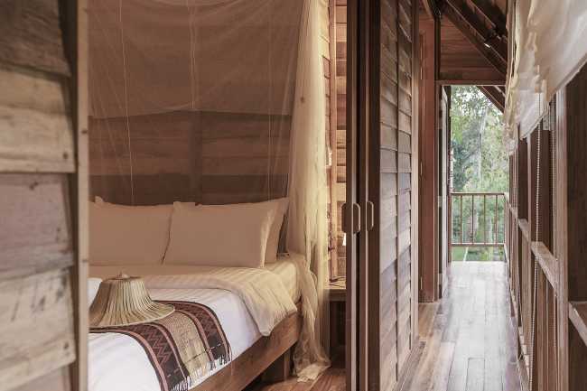 Espacios receptivos en un barrio tailandés. Arquitectura vernácula actualizada