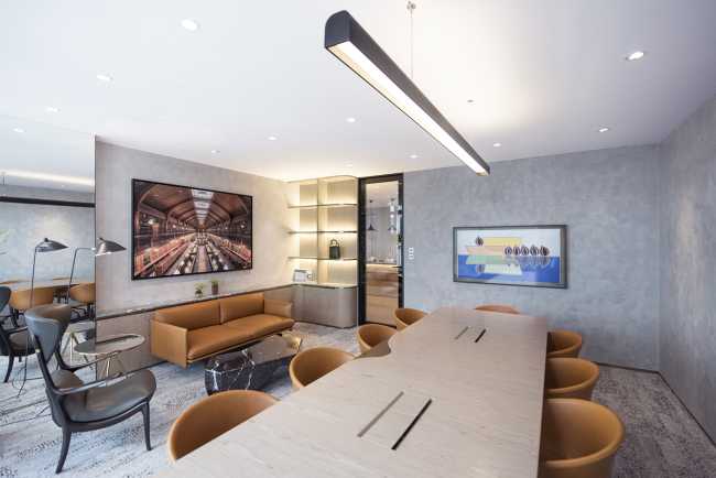 New design for an office in Hong Kong. Luxury workspace with organic shapes