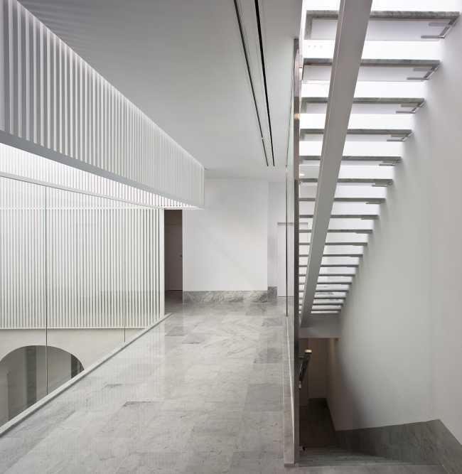 Casa señorial del siglo XVII reestructurada. Lo nuevo se entrelaza naturalmente con lo existente