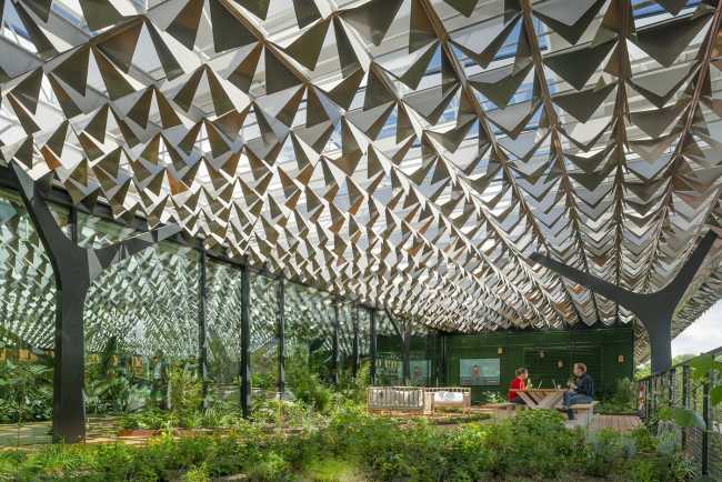 Sostenible, eficiente, innovador. Nuevo edificio de oficinas en los Países Bajos