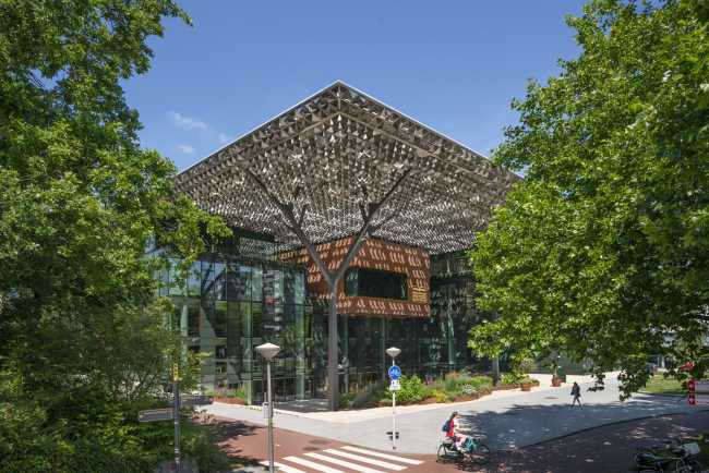 Sostenible, eficiente, innovador. Nuevo edificio de oficinas en los Países Bajos