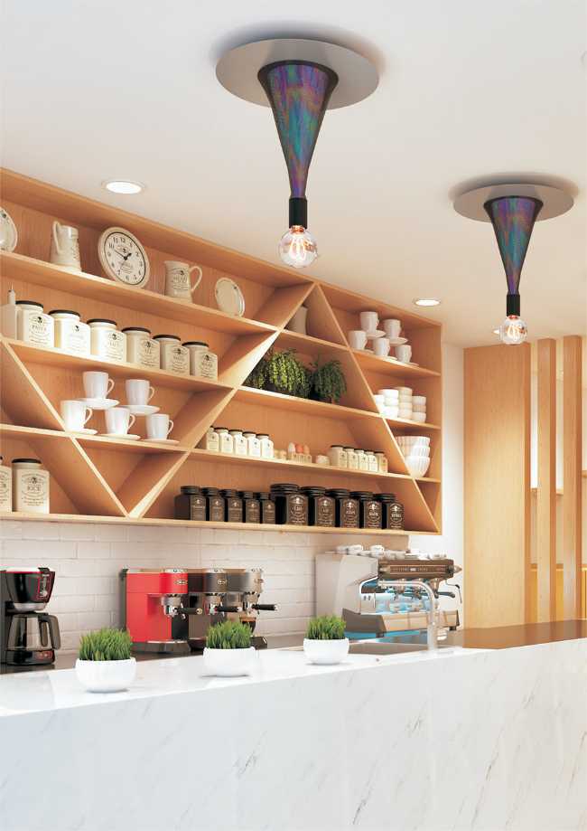 Lampada da soffitto in un bar